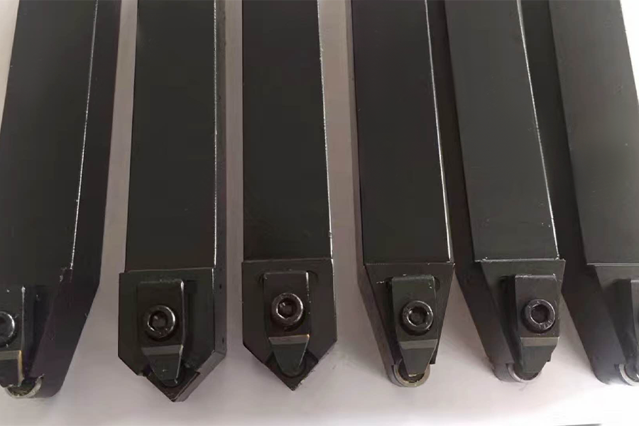 Máy tiện phụ tùng